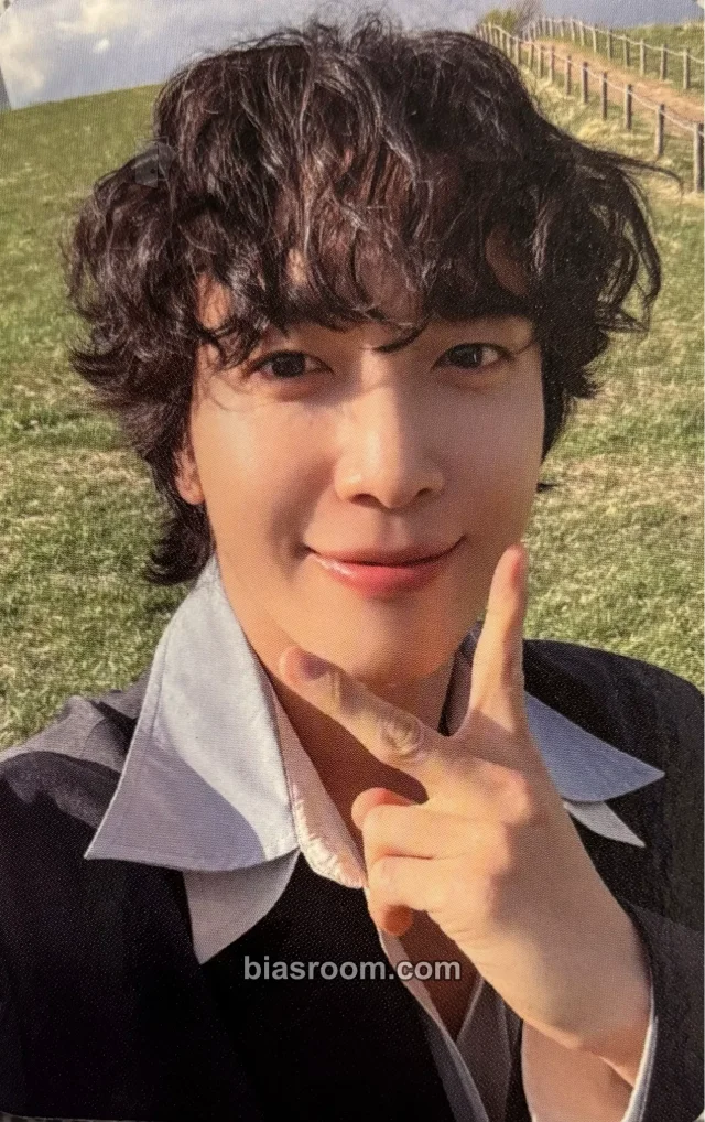 CNBLUE - Yonghwa - One Last Day Album album photocard solo album