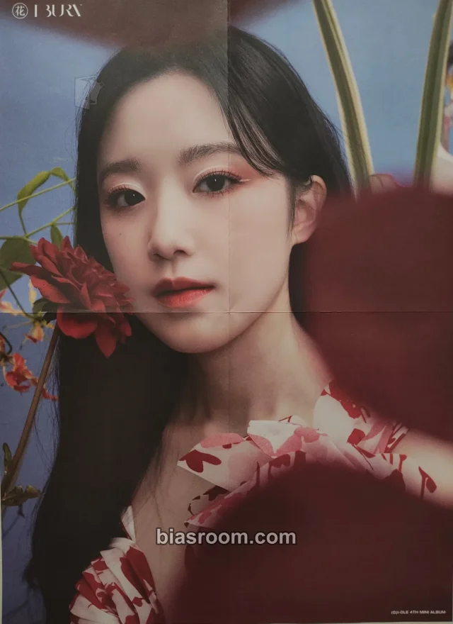 i-dle - Shuhua - I Burn Album poster flower version album inclusion