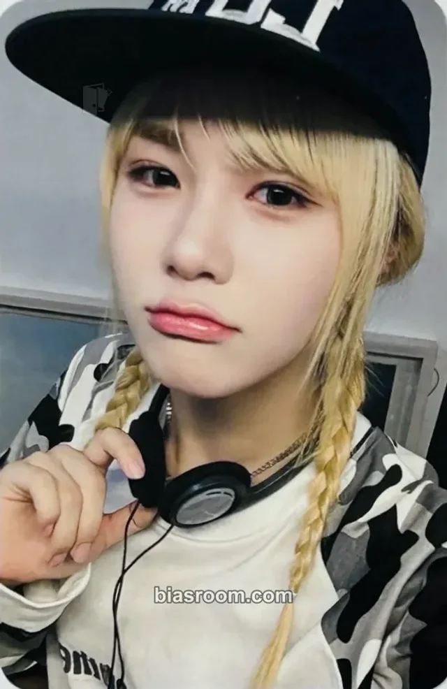 Young Posse - Doeun - ATE THAT Album flnk fansign