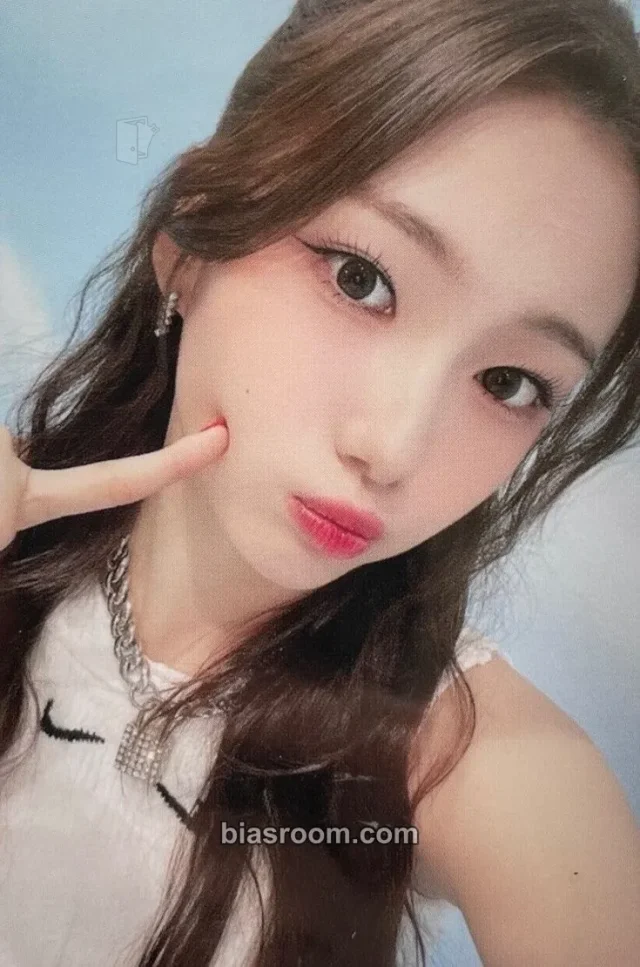 Kep1er - Youngeun - DOUBLAST Album pop-up photocard holder