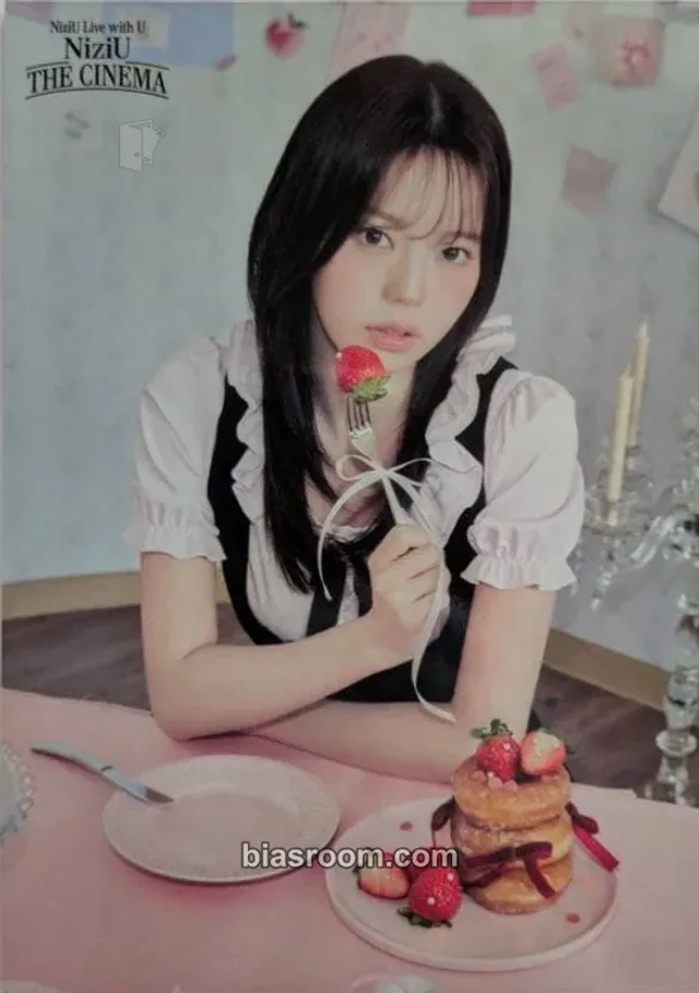 NiziU - Ayaka - NiziU Live With U 2026 “Niziu The Cinema” Event trading card merch inclusion