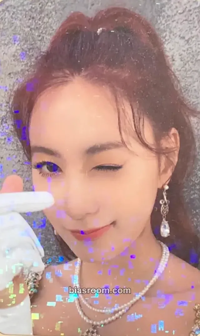 Apink - Hayoung - HORN Album interasia pob (pre-order benefit) holographic (hologram)