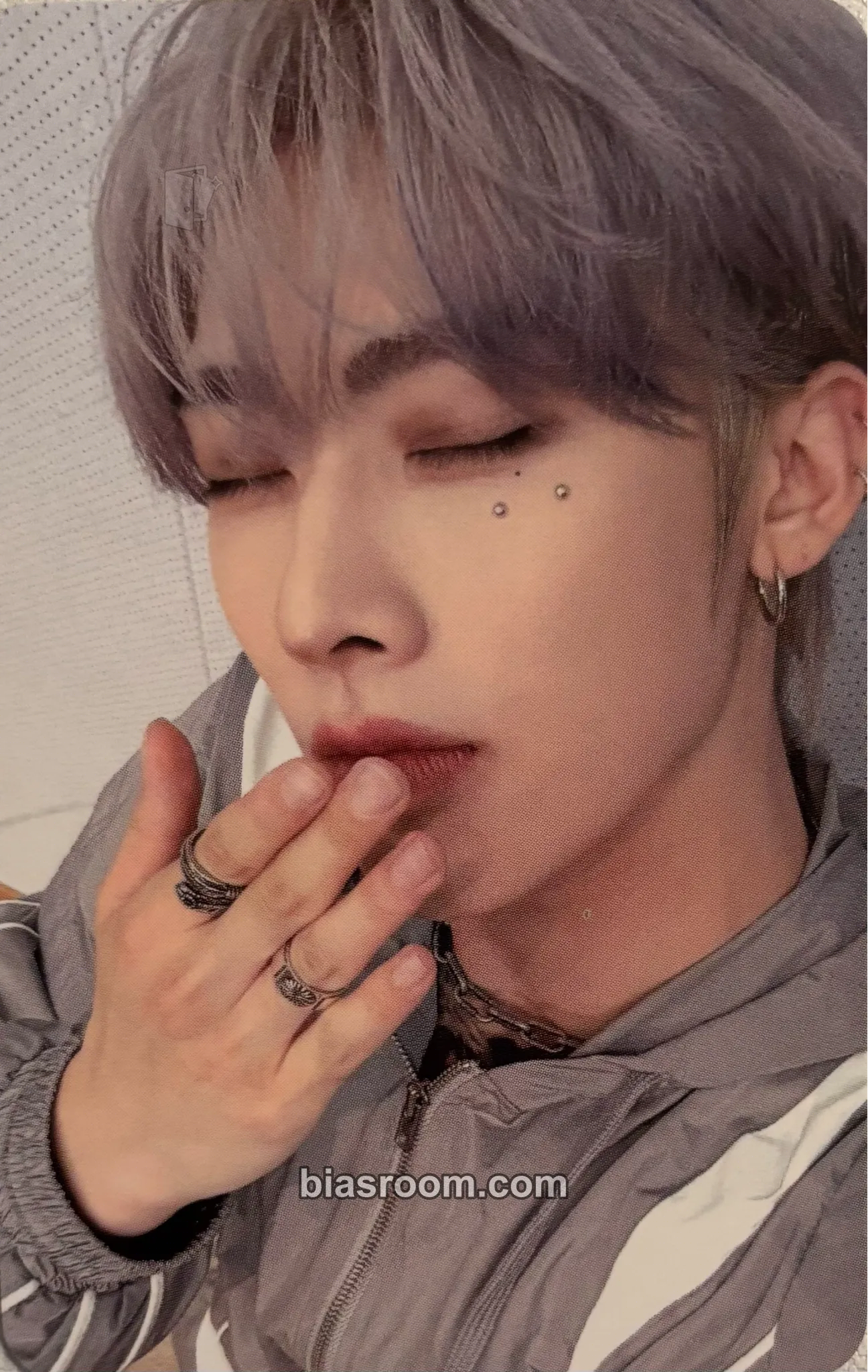 Ricky Sequence 01: Curiosity Photocard - AND2BLE | Bias Room