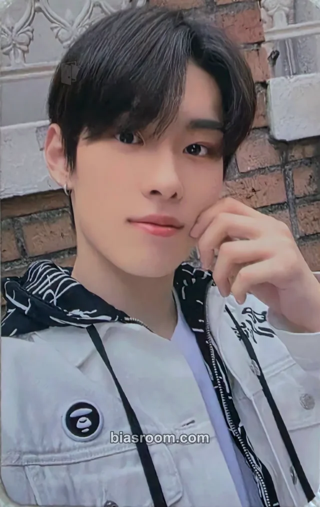 TNX - Kyungjun - LOVE NEVER DIES Album soundwave