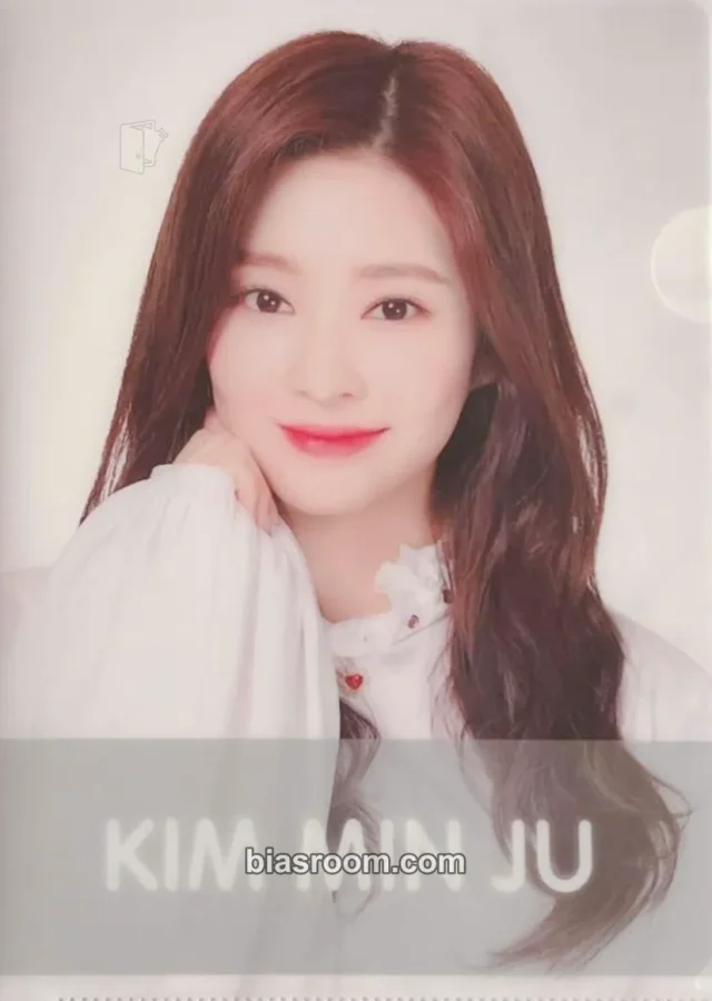 Kim Chaewon KCON 2019 トレカ - IZ*ONE | Bias Room
