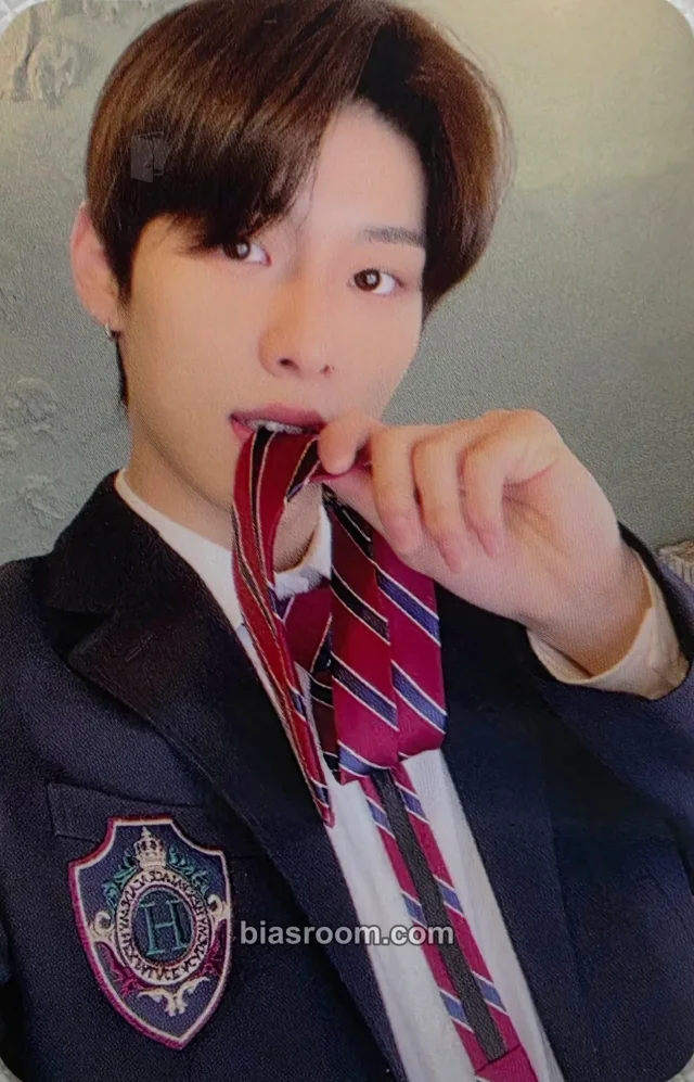 TNX - Kyungjun - LOVE NEVER DIES Album broadcast week 1