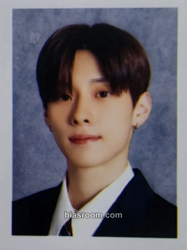 TNX - Kyungjun - THX 1st MEMBERSHIP KIT Other id photo fanclub/membership