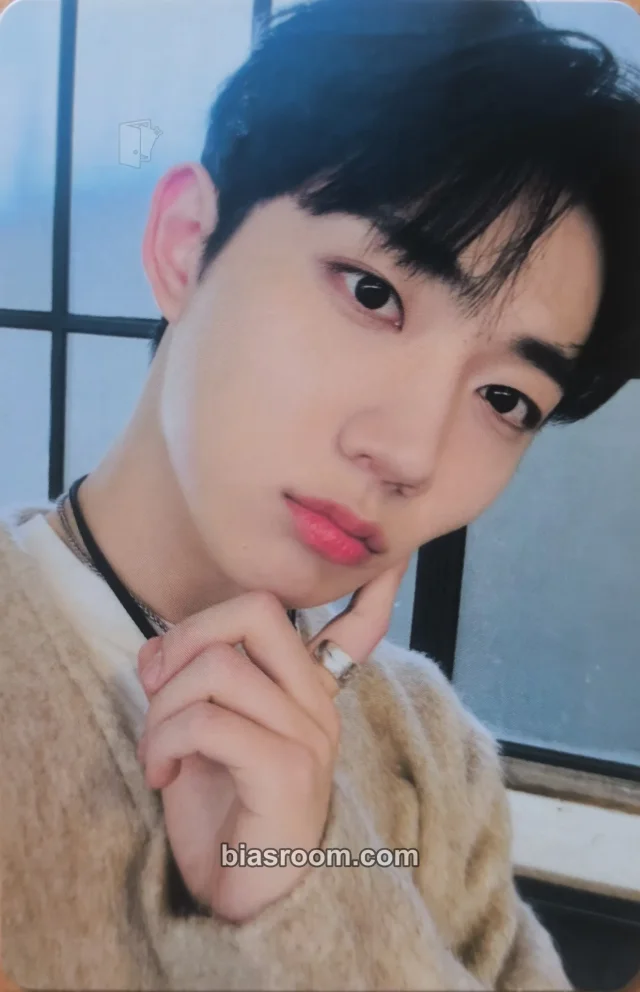 Tempest - Hyeongseop - ON and ON Album album photocard blue version