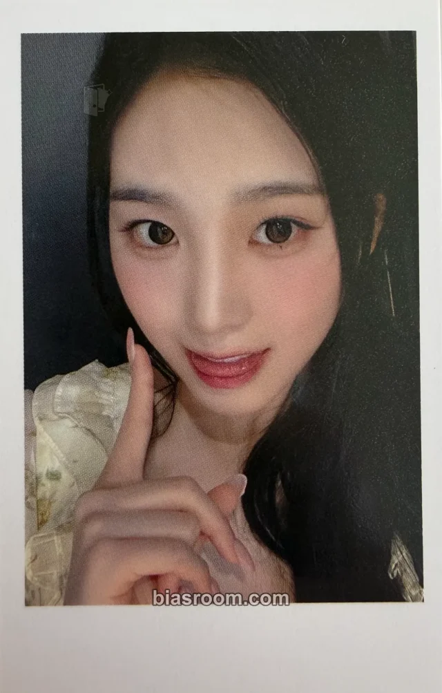 tripleS - Jiyeon - Assemble25 Album pob (pre-order benefit) video call/fancall jump up