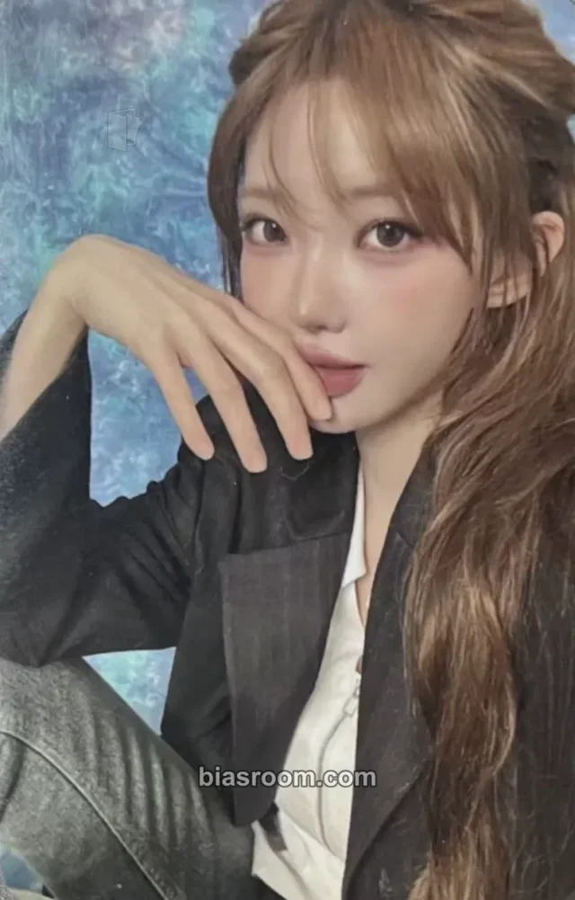 Magenta In a Million Noises, I'll Be Your Harmony Photocard - QWER