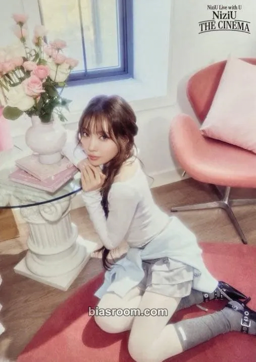 Mayuka NiziU Live With U 2026 “Niziu The Cinema” Photocard - NiziU