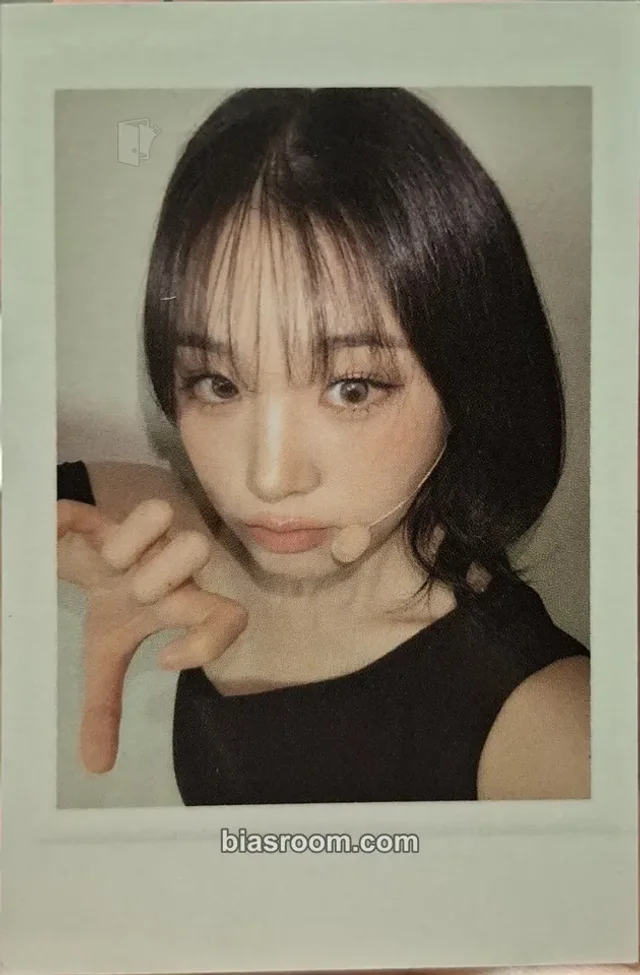 tripleS - Jiyeon - Assemble25 Album apple music polaroid