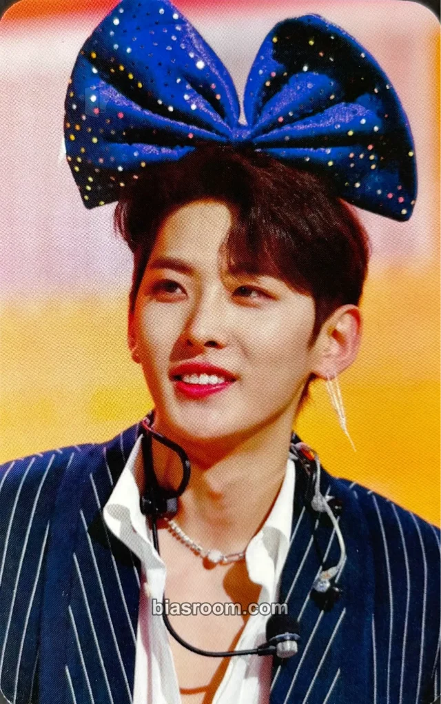 UNVS - YY - The Show Official Limited Edition Photo Card Pack Other limited edition the show