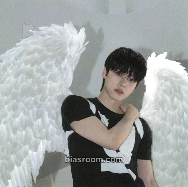 Re:Hearts - Lyle (Changhyun) - Reborn Album square photo album inclusion item set