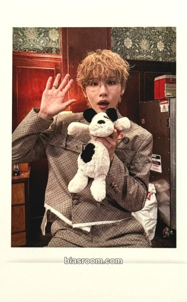 Woong 6th Anniversary Cafe: ABBI's Memory Box トレカ - AB6IX