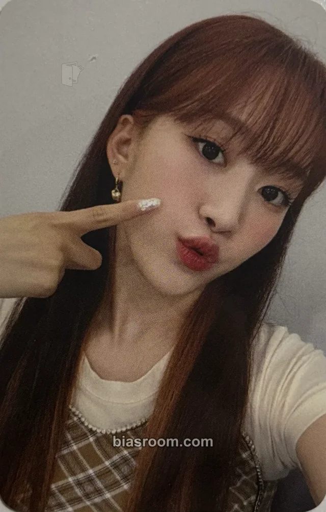IRRIS - Yunseul - Wanna Know Album video call/fancall synnara winner benefit