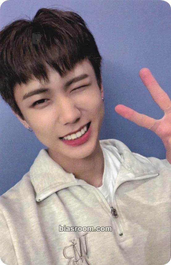 Juone (Jonghyeong) Chase Episode 3. Beum Photocard - DKZ | Bias Room
