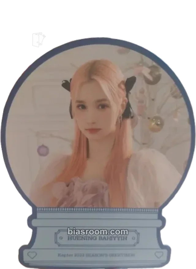 Huening Bahiyyih Kep1er 2023 Season's Greetings: Catch your eye, Catch your mind K-pop photocard