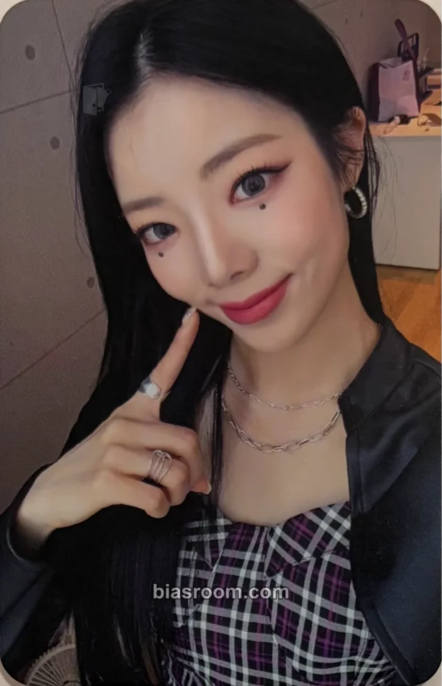 PURPLE KISS - Na Goeun - memeM Album dear my muse (dmm) round 6 video call/fancall fansign
