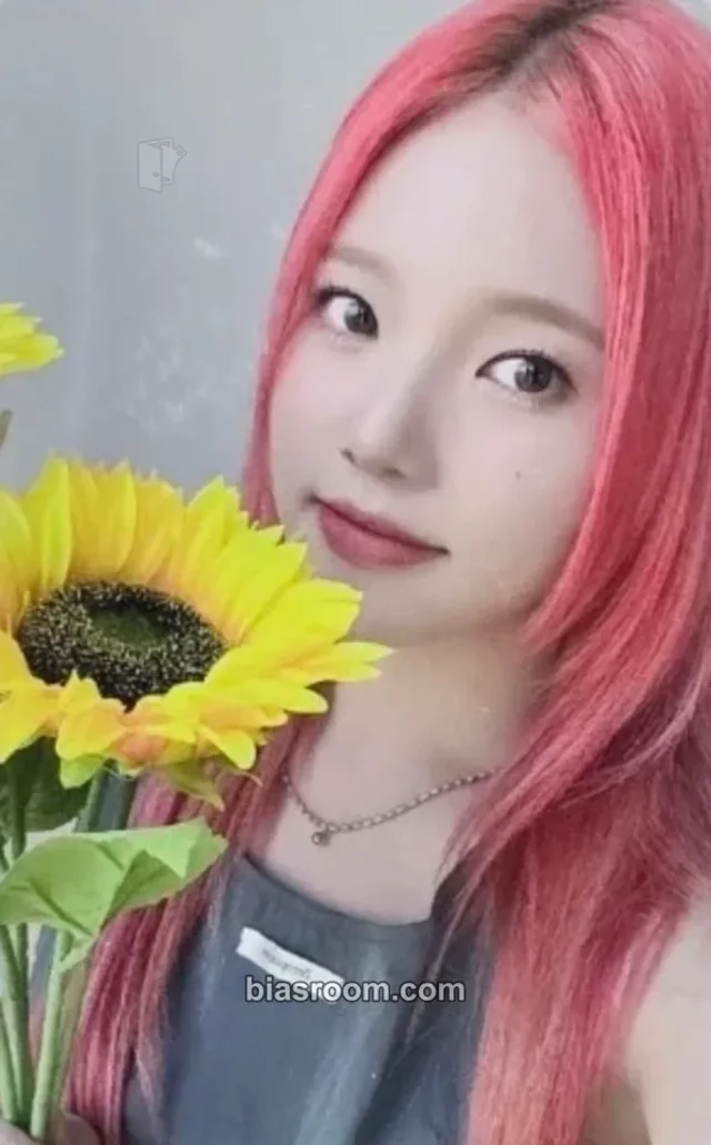 Weeekly - Soojin - Bliss Album minirecord