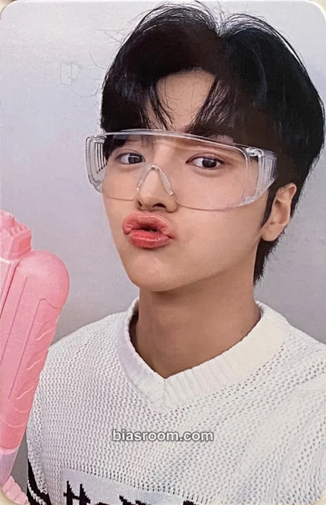DRIPPIN - Yunseong - Weekend Album round 1 jump up video call/fancall