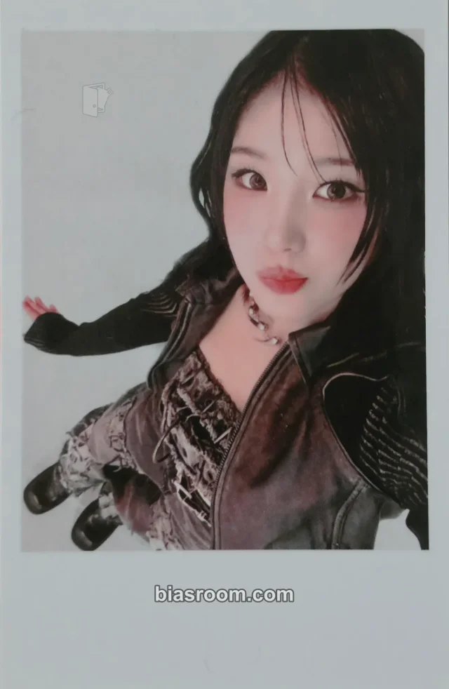 tripleS - Jiyeon - Performante Album k-monstar polaroid tin case