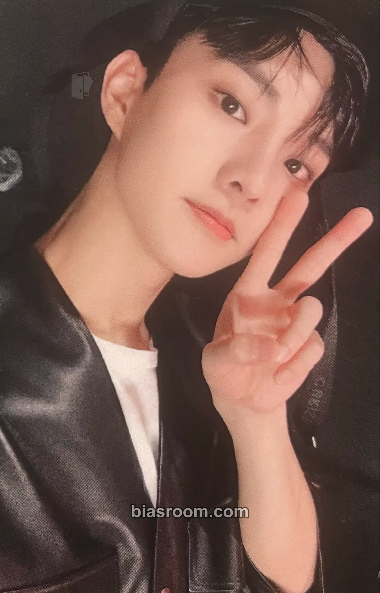 Q Chase Photocard - THE BOYZ - THE BOYZ K-pop photocard