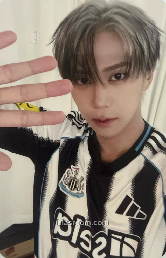 Junseo  BAE173 2026 Season's Greeting K-pop photocard