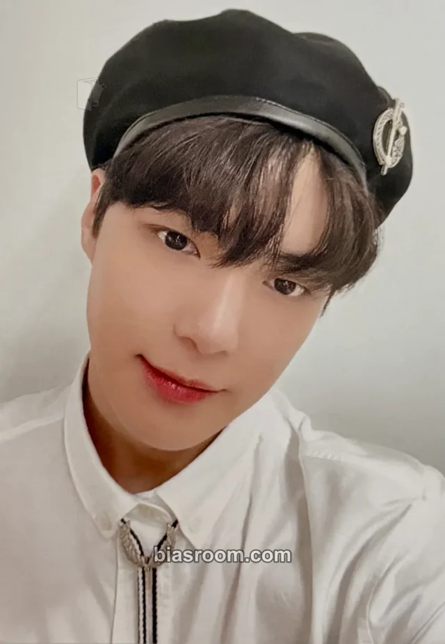Minhyuk MINHYUK X CHAMPION トレカ - MONSTA X | Bias Room