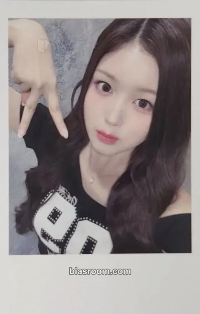 tripleS - Joobin - tripleS 1st Mini-Tour: A LIVE 25 Event polaroid purchase benefit seoul