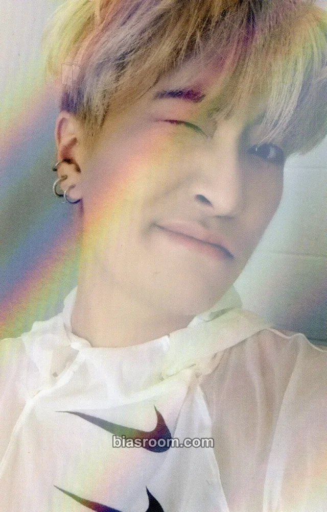 GOT7 - Youngjae - COLORS from Ars (Youngjae Solo) Album y global music (yglobal) fansign video call/fancall round 2 solo album holographic (hologram)