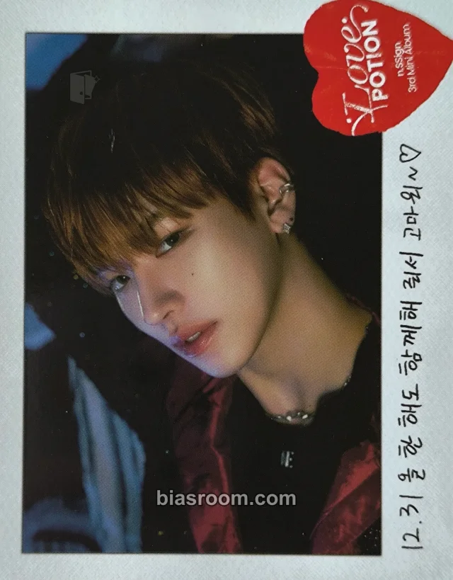 n.SSign - Hanjun - Love Potion Album album inclusion polaroid