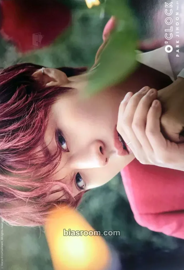 Park Jihoon - Jihoon - O'CLOCK Album poster album inclusion first press only