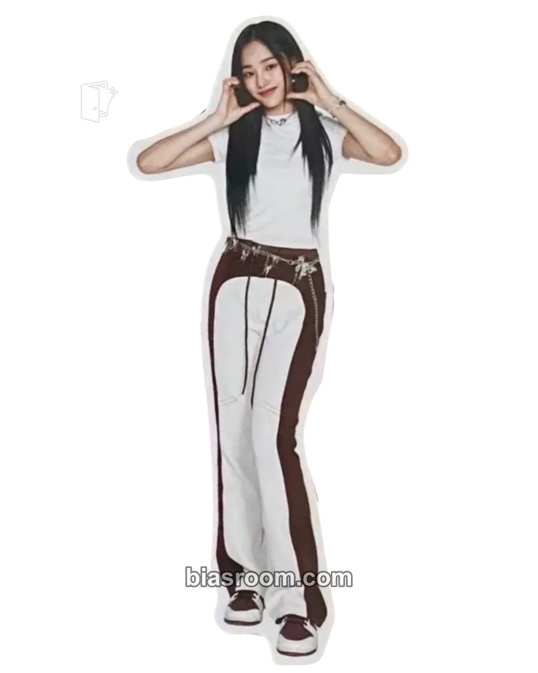 Minji McDonald’s x NewJeans Photocard - NewJeans - NewJeans K-pop photocard