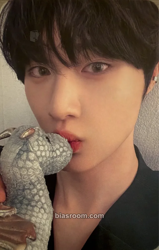 CIX - Hyunsuk - 0 or 1 Album dear my muse (dmm) round 1 video call/fancall