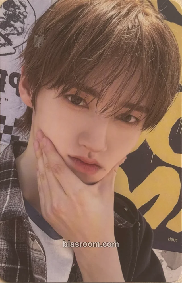 YUHZ - Junseong - Orange Record Album album photocard orange version