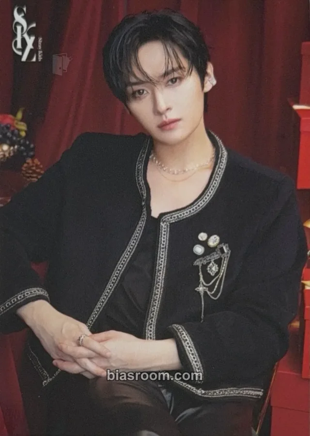 Lee Know Stray Kids SHIBUYA109 XMAS x Stray Kids K-pop photocard