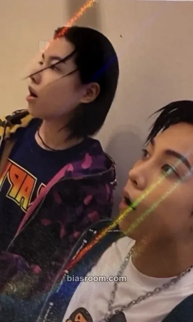 LNGSHOT - Ryul & Louis - BAPE X Jay Park and LNGSHOT Other purchase benefit holographic (hologram)