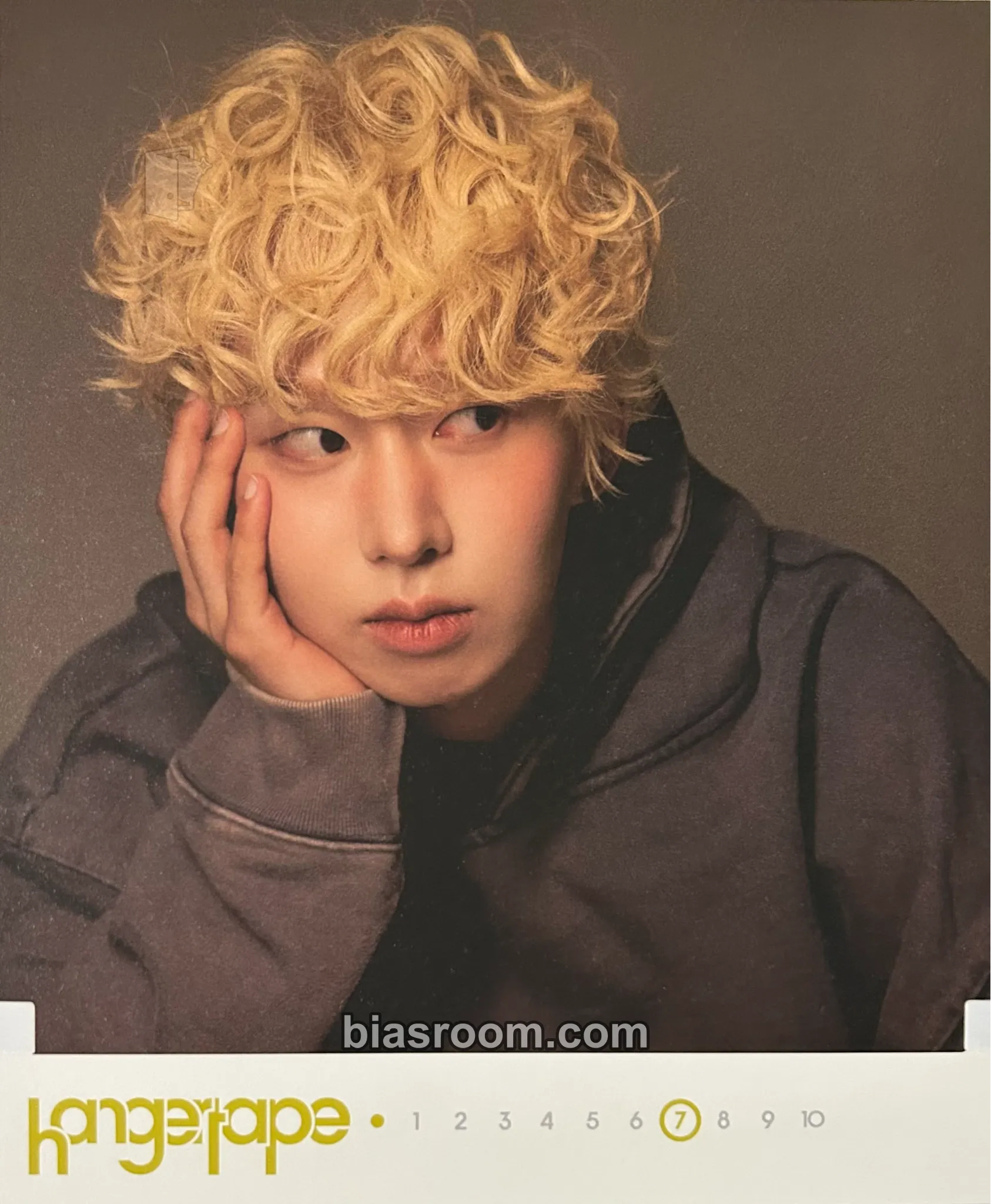 Yoon Min hangertape Photocard - Yoon Min K-pop photocard