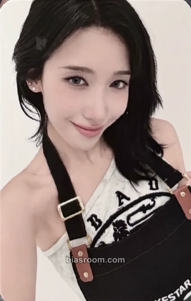 A2O May - Kat - Paparazzi Arrive Album makestar round 4