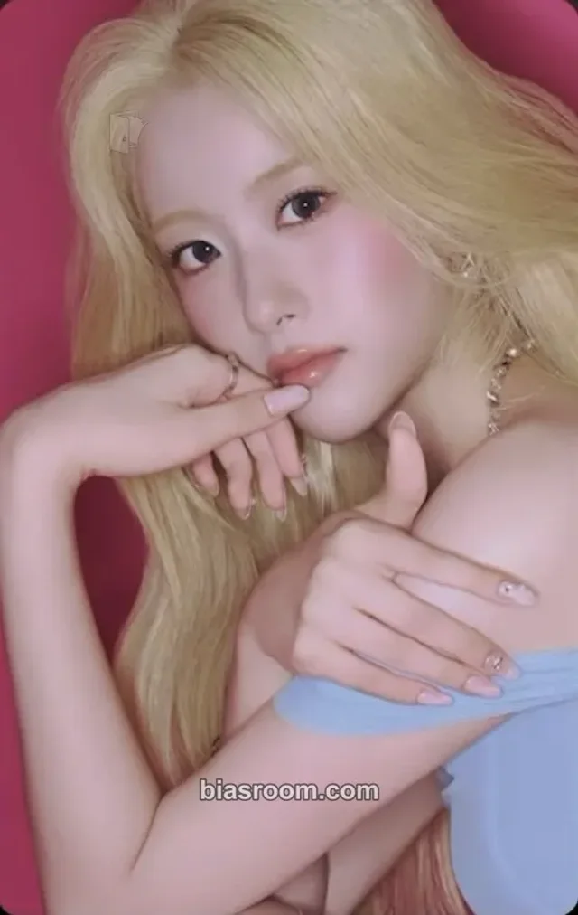 Oh Yoojin - Oh Yoojin - What's Up, Fox? Album poca album qr card album photocard