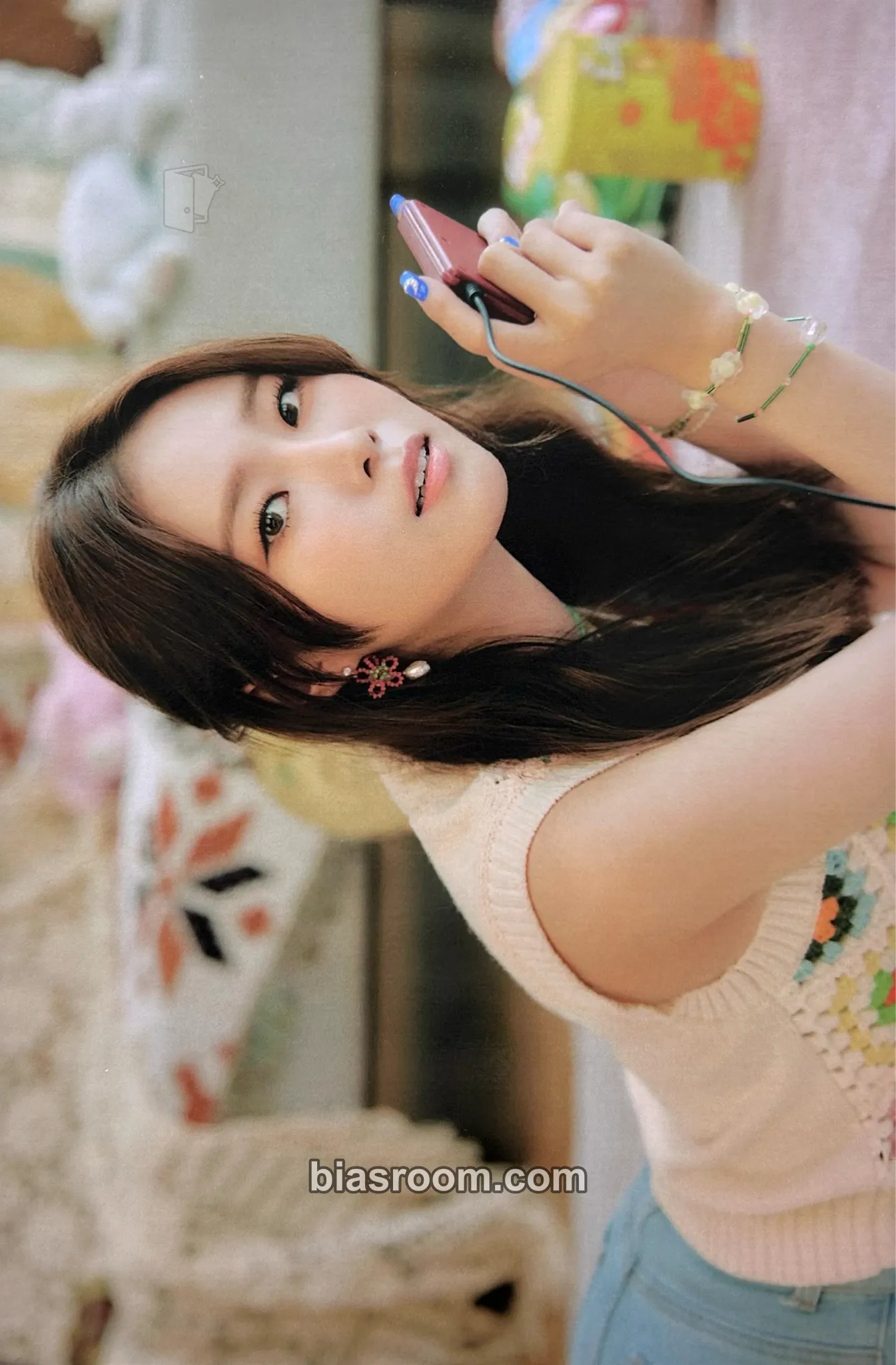 Monday Play Game : Holiday Photocard - Weeekly - Weeekly K-pop photocard