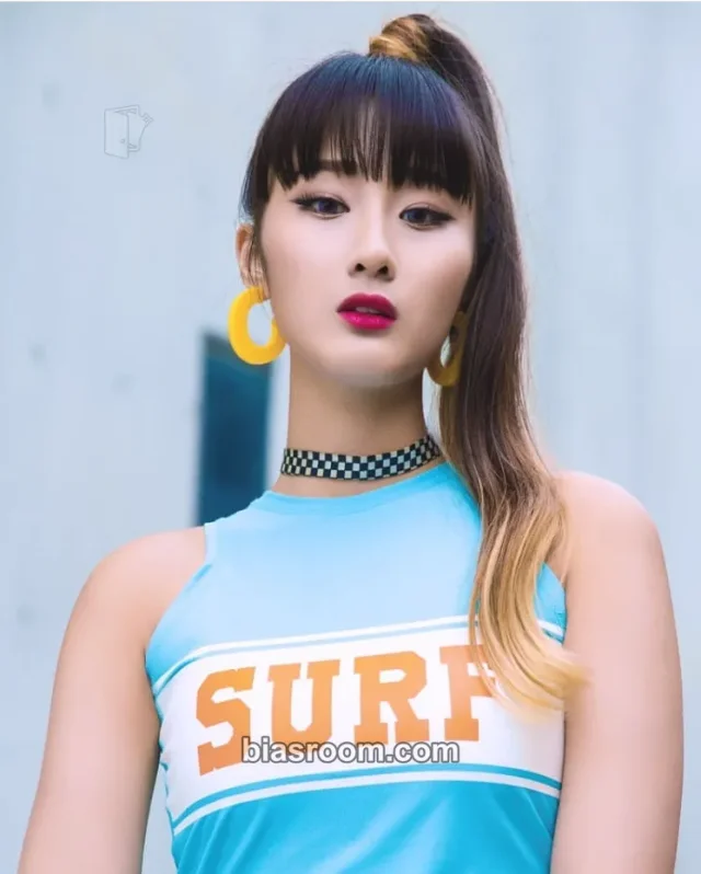 GIRLKIND - Jikang - S.O.R.R.Y Album makestar photocard set