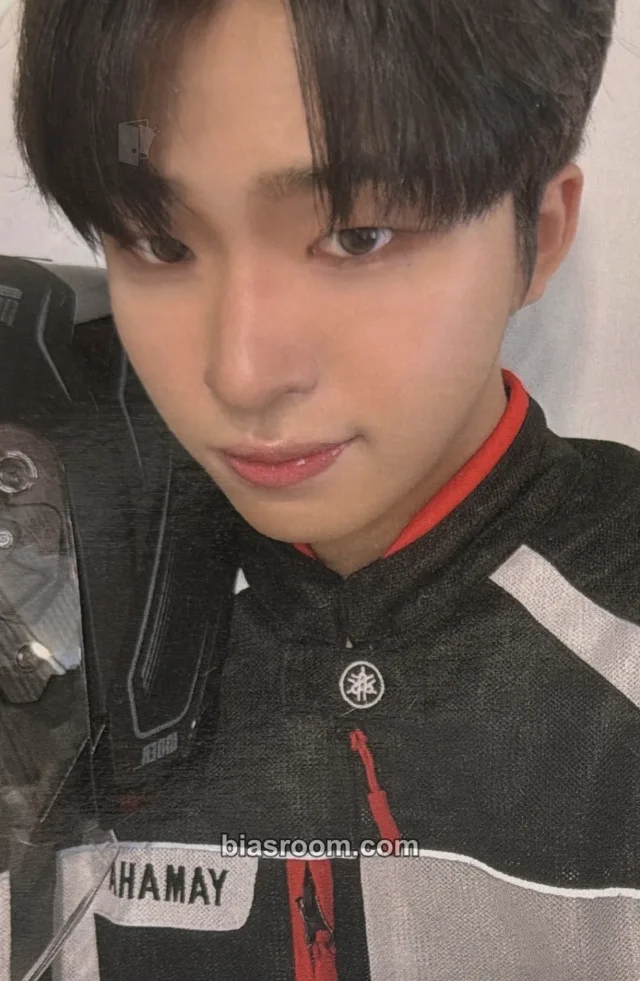 Eden Daychild Click Clack K-pop photocard