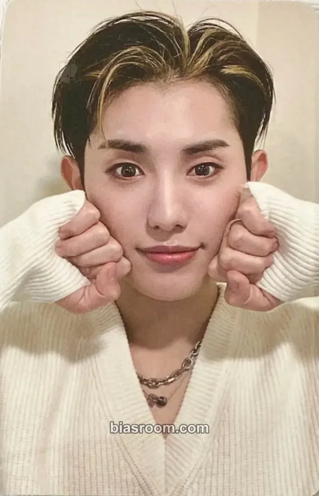 OnlyOneOf - Mill - seOul cOllectiOn Album ktown4u fansign