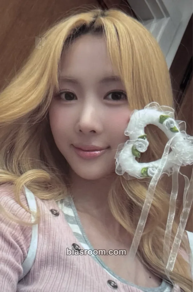 Yoohyeon Japan Debut 2nd Anniversary Official Goods トレカ