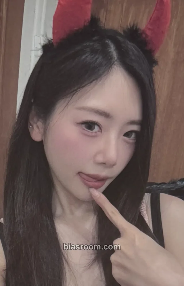 Dreamcatcher - JiU - Playlist #Your Youth Album makestar round 4 video call/fancall