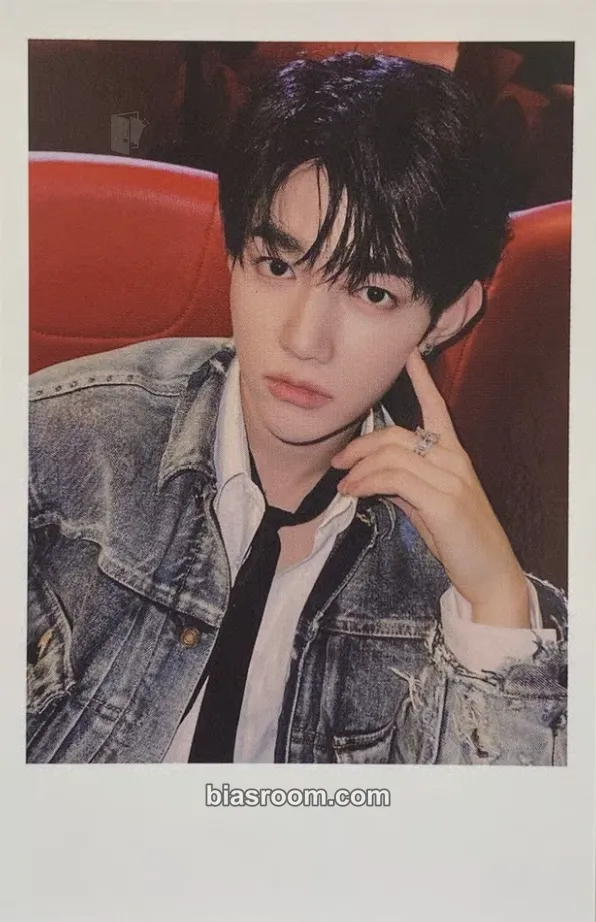 Hao Cinema Paradise Photocard - ZEROBASEONE - ZEROBASEONE K-pop photocard