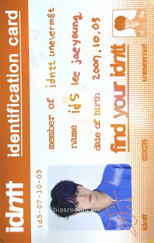 idntt - Lee JaeYoung - unevermet Album id card me version holographic (hologram) album photocard