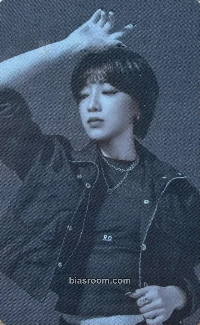 GRANADA - Hyogyeong - Mubong Album album photocard
